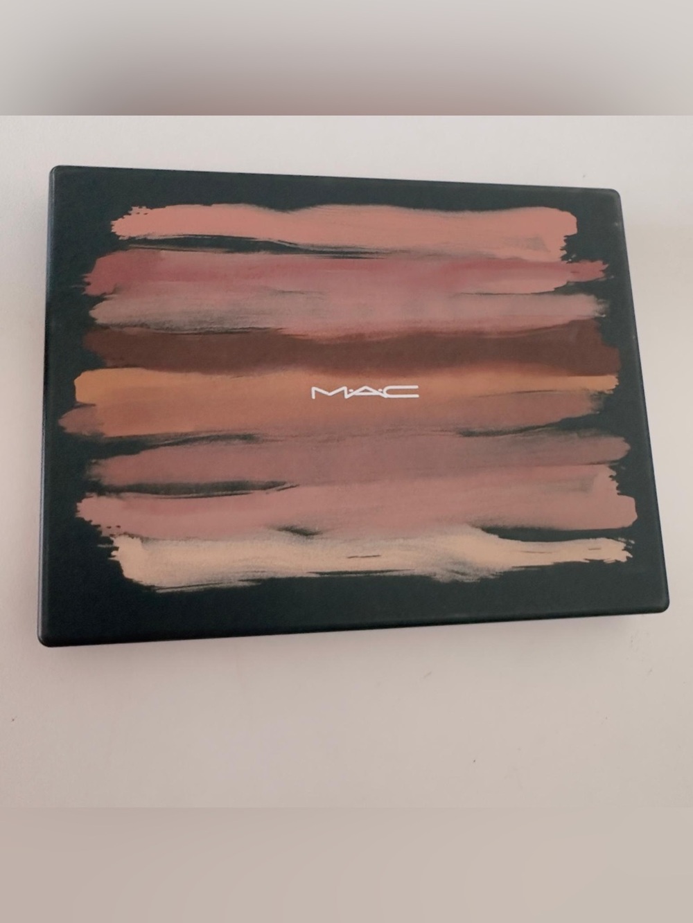 MAC Art Library Nude Model Eyeshadow Palette - Picture 6 of 9